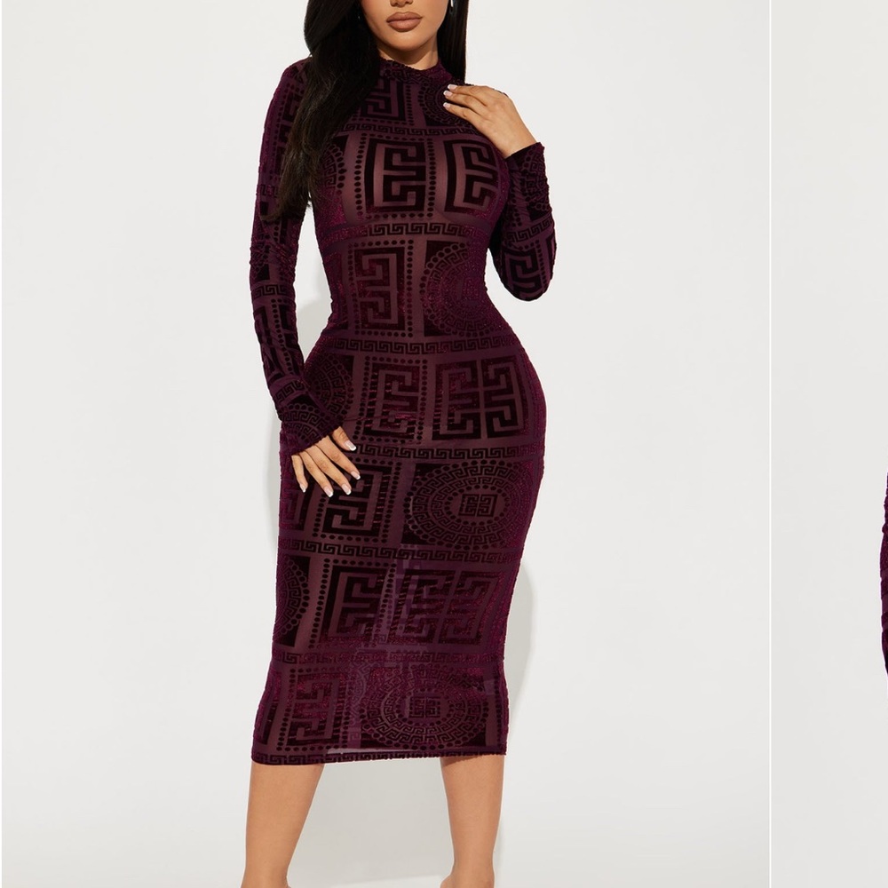 Elegant Burgundy Geometric Pattern Dress